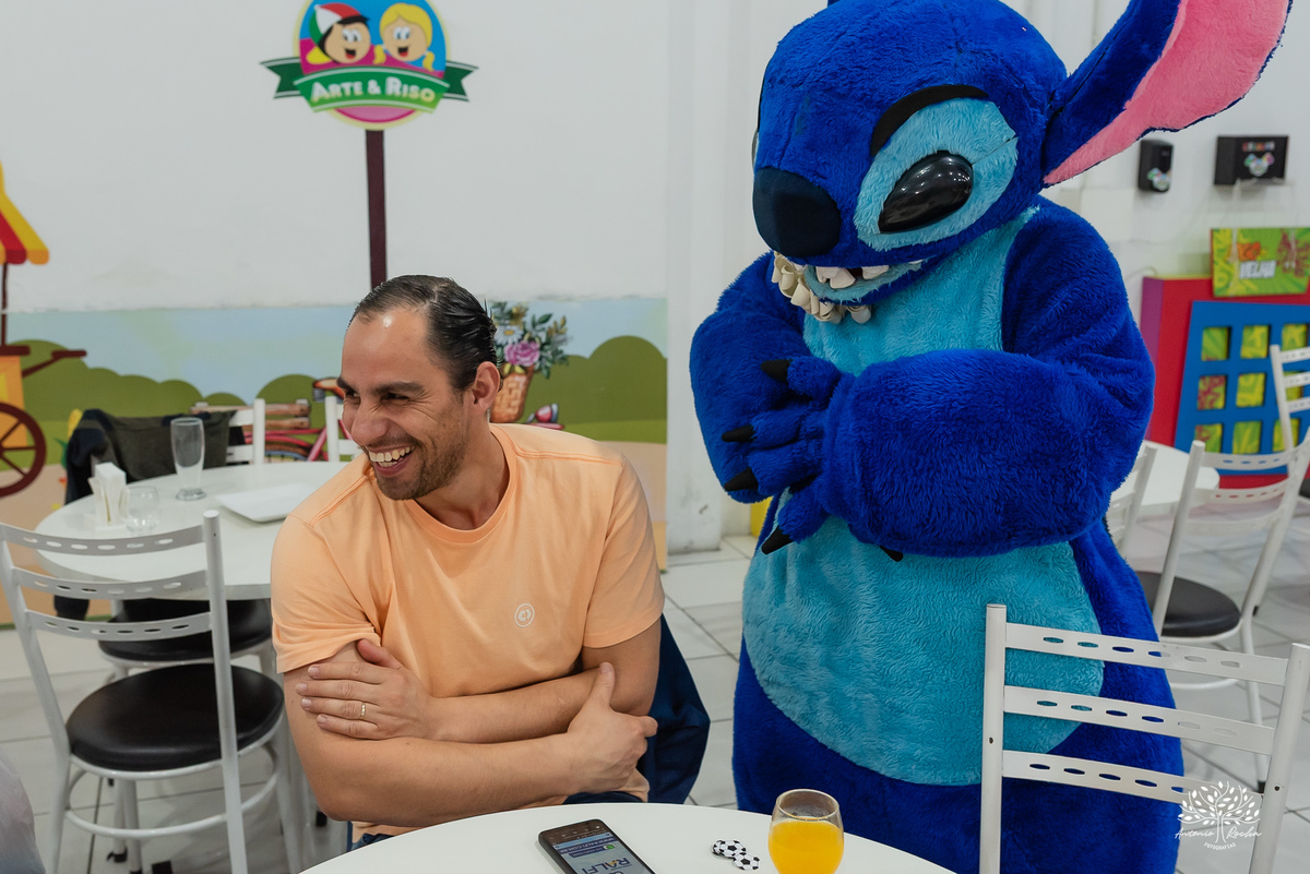 fotografia infantil - festa dupla - aniversário infantil - fotógrafo em Pelotas - Antonio Rocha Fotografias - ensaio infantil - festa temática - Stitch - futebol - Meu Herói - Leão - Angel - Grêmio - Quadra de Futebol - Pintura Facial - Arte Riso - irmãos