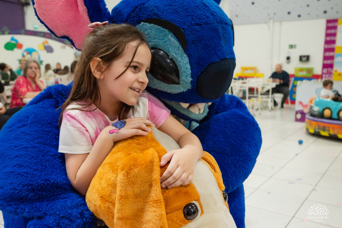 fotografia infantil - festa dupla - aniversário infantil - fotógrafo em Pelotas - Antonio Rocha Fotografias - ensaio infantil - festa temática - Stitch - futebol - Meu Herói - Leão - Angel - Grêmio - Quadra de Futebol - Pintura Facial - Arte Riso - irmãos