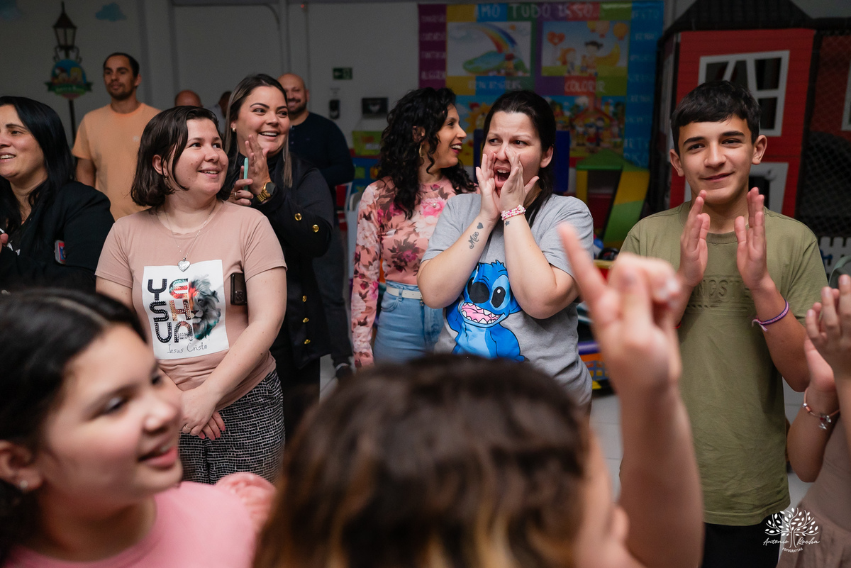 fotografia infantil - festa dupla - aniversário infantil - fotógrafo em Pelotas - Antonio Rocha Fotografias - ensaio infantil - festa temática - Stitch - futebol - Meu Herói - Leão - Angel - Grêmio - Quadra de Futebol - Pintura Facial - Arte Riso - irmãos