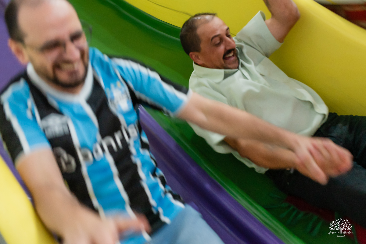 fotografia infantil - festa dupla - aniversário infantil - fotógrafo em Pelotas - Antonio Rocha Fotografias - ensaio infantil - festa temática - Stitch - futebol - Meu Herói - Leão - Angel - Grêmio - Quadra de Futebol - Pintura Facial - Arte Riso - irmãos