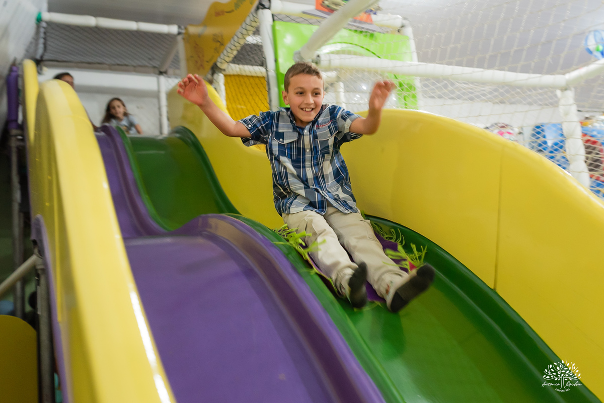 fotografia infantil - festa dupla - aniversário infantil - fotógrafo em Pelotas - Antonio Rocha Fotografias - ensaio infantil - festa temática - Stitch - futebol - Meu Herói - Leão - Angel - Grêmio - Quadra de Futebol - Pintura Facial - Arte Riso - irmãos