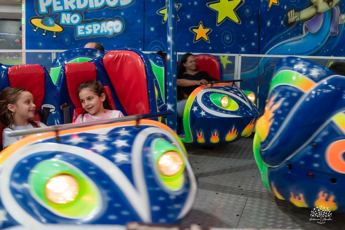 fotografia infantil - festa dupla - aniversário infantil - fotógrafo em Pelotas - Antonio Rocha Fotografias - ensaio infantil - festa temática - Stitch - futebol - Meu Herói - Leão - Angel - Grêmio - Quadra de Futebol - Pintura Facial - Arte Riso - irmãos