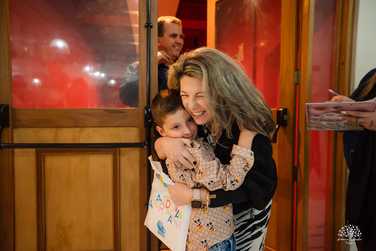 fotografia infantil - aniversário infantil - fotógrafo de festas - fotógrafo em Pelotas -  Antonio Rocha Fotografias - tema Disney - Mickey e Minnie - decoração criativa - fotografia de família - ensaio aniversário - fotografia profissional – Cliff Kids