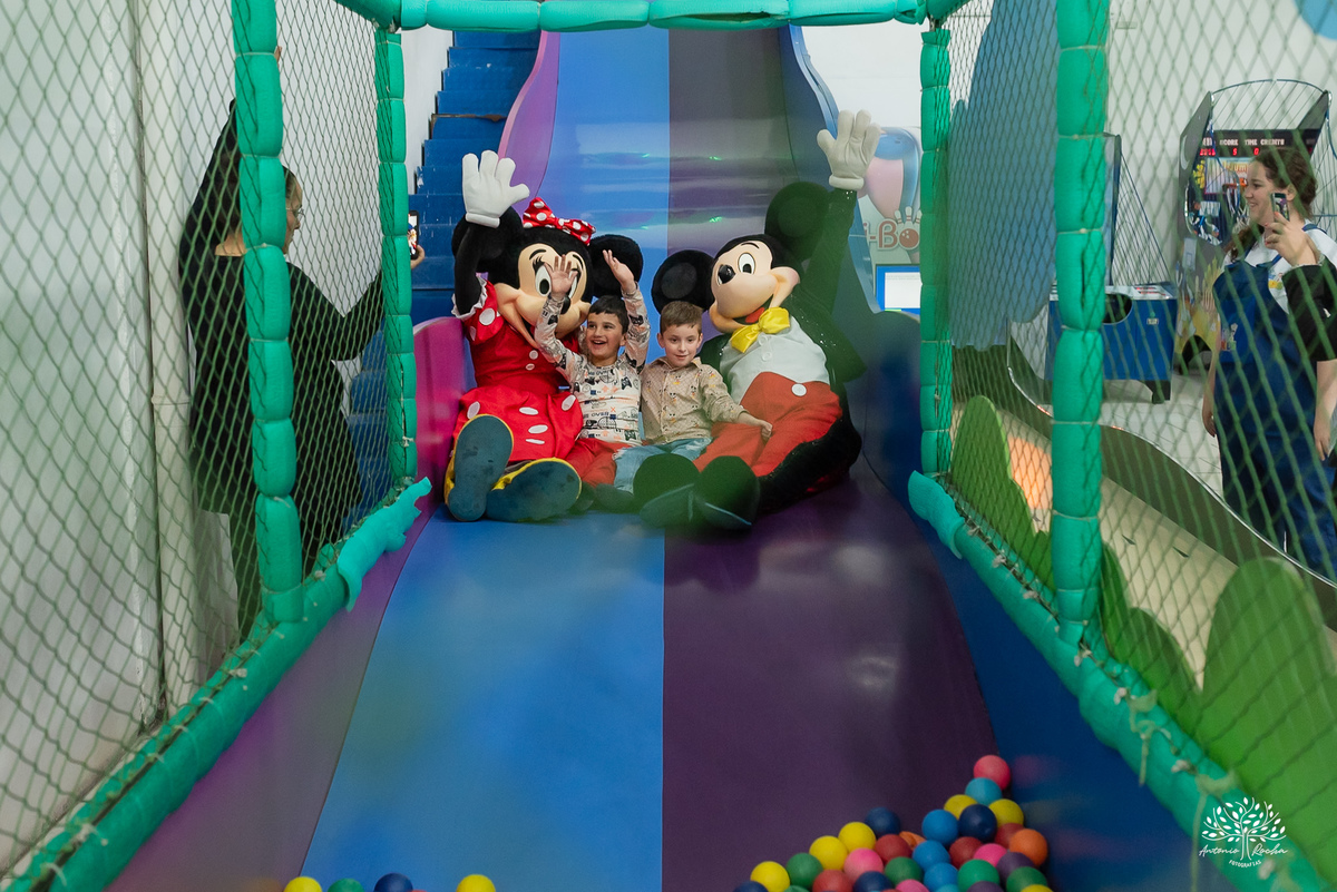 fotografia infantil - aniversário infantil - fotógrafo de festas - fotógrafo em Pelotas -  Antonio Rocha Fotografias - tema Disney - Mickey e Minnie - decoração criativa - fotografia de família - ensaio aniversário - fotografia profissional – Cliff Kids