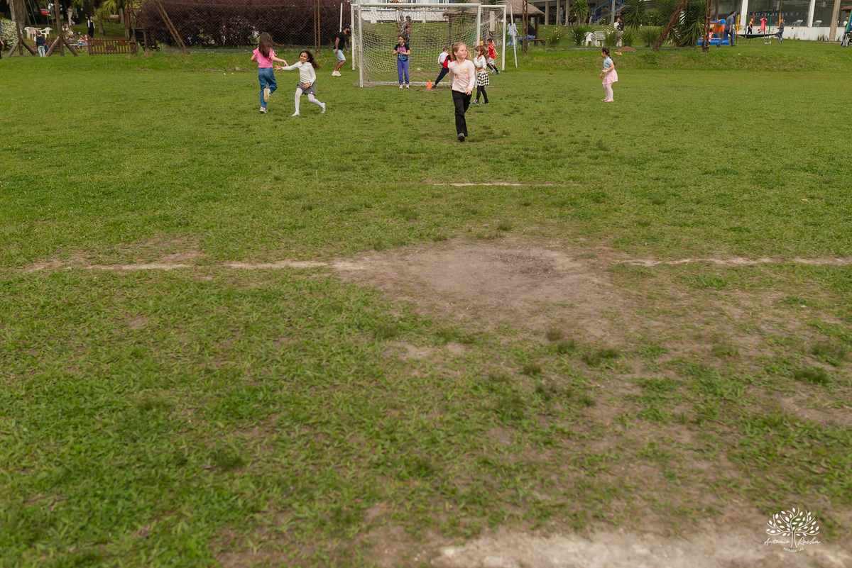 aniversário-infantil - irmãos - festa-dupla - fotografia-infantil - Pelotas - Clube-Dunas - Stitch - espontaneidade - Antonio-Rocha-Fotografias -Animadores - Recreação Pés Descalço - Música ao vivo - Cama Elástica - Balão Surpresa - Personalizados - Bolo