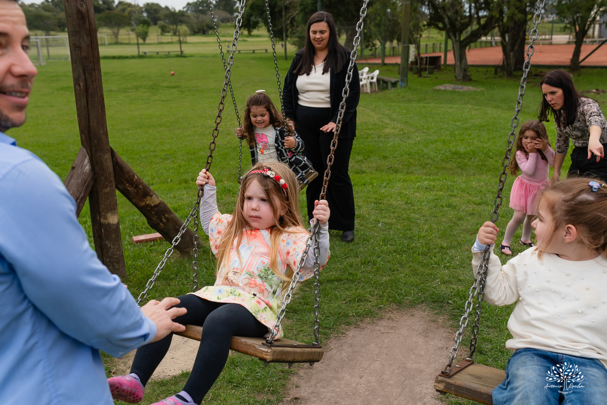 aniversário-infantil - irmãos - festa-dupla - fotografia-infantil - Pelotas - Clube-Dunas - Stitch - espontaneidade - Antonio-Rocha-Fotografias -Animadores - Recreação Pés Descalço - Música ao vivo - Cama Elástica - Balão Surpresa - Personalizados - Bolo