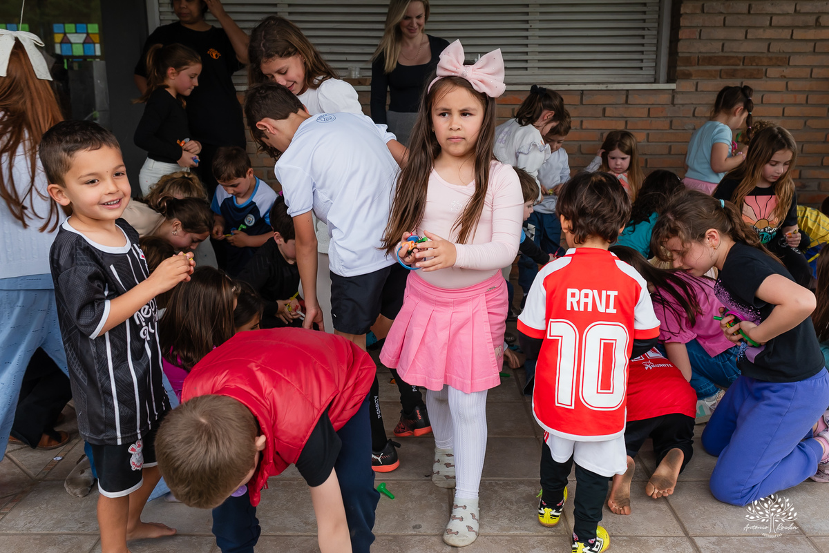 aniversário-infantil - irmãos - festa-dupla - fotografia-infantil - Pelotas - Clube-Dunas - Stitch - espontaneidade - Antonio-Rocha-Fotografias -Animadores - Recreação Pés Descalço - Música ao vivo - Cama Elástica - Balão Surpresa - Personalizados - Bolo