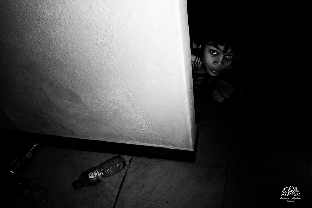 40 anos - festa retrô - discoteca anos 80 - fotografia de eventos e aniversários - fotógrafo em Pelotas - festa temática - pista de dança - luzes coloridas - bola espelhada - música clássica - nostalgia - registros fotográficos - Antonio Rocha Fotografias