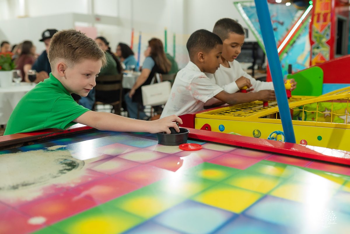 fotografia infantil - festa infantil - aniversário infantil - fotógrafos em Pelotas - fotógrafo de crianças – Tio Guigui - fotografia de família - fotografia profissional - fotógrafo Antonio Rocha - tema Fini - Antonio Rocha Fotografias