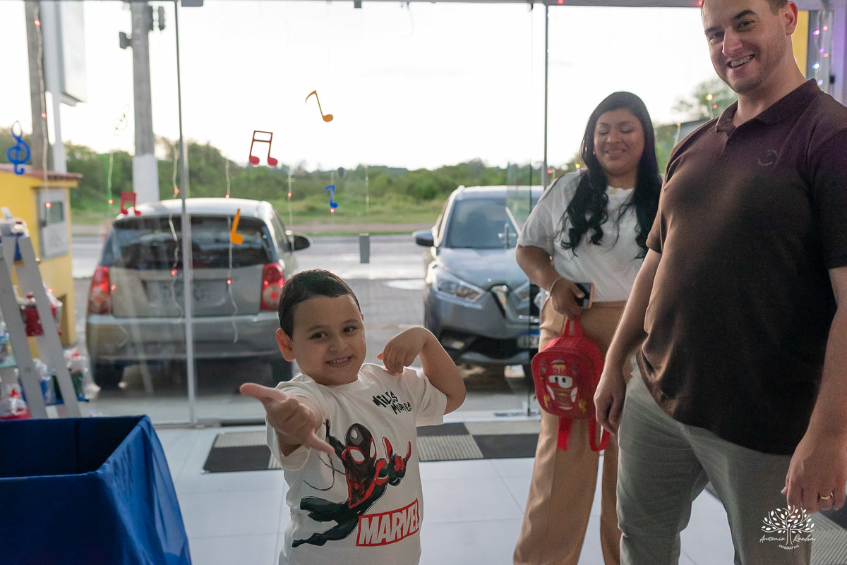 Heitor - aniversário infantil - fotografia de festa - fotógrafo de crianças - Antonio Rocha Fotografias - fotografia de família - infância  - playground - bolinhas de sabão - parabéns animado - balão surpresa - fotografia de aniversário - Pelotas-labamba