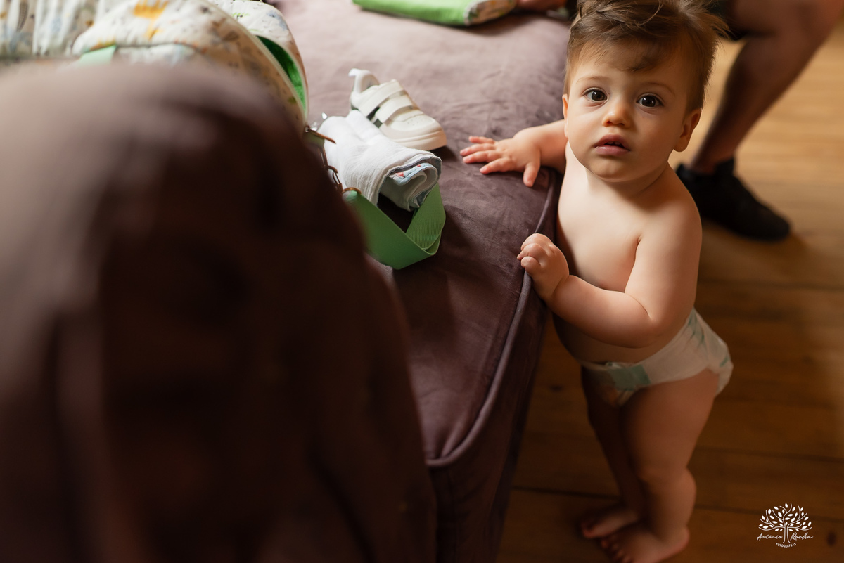 primeiro aninho - primeira volta ao sol - fotografia infantil - aniversário infantil  - ensaio de um ano - festa de aniversário - Theodoro - família - Pousada - Refúgio Santa Eulália - fotógrafo de crianças - bolhas de sabão - parabéns - Antonio Rocha