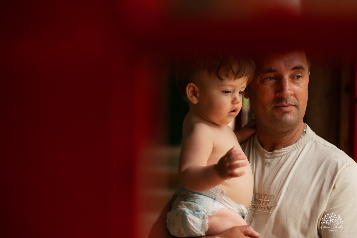 primeiro aninho - primeira volta ao sol - fotografia infantil - aniversário infantil  - ensaio de um ano - festa de aniversário - Theodoro - família - Pousada - Refúgio Santa Eulália - fotógrafo de crianças - bolhas de sabão - parabéns - Antonio Rocha