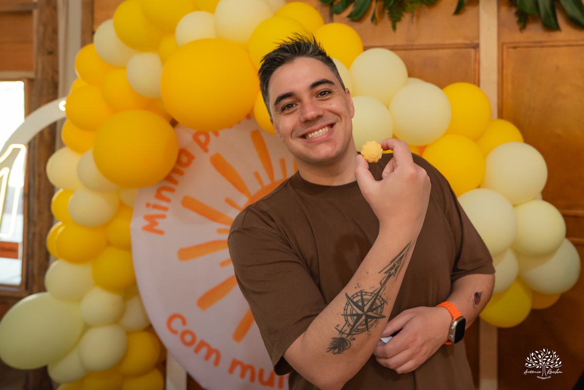 primeiro aninho - primeira volta ao sol - fotografia infantil - aniversário infantil  - ensaio de um ano - festa de aniversário - Theodoro - família - Pousada - Refúgio Santa Eulália - fotógrafo de crianças - bolhas de sabão - parabéns - Antonio Rocha