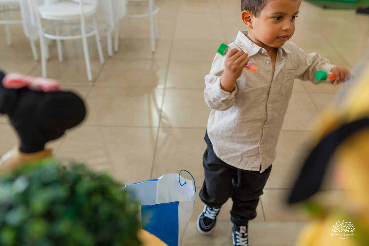 aniversário infantil - fotografia infantil - fotógrafo de festa - fotografia de irmãos - celebração em dose dupla - fotos de família - fotografia de aniversário - fotógrafo em Pelotas - fotografia documental - festa infantil - Antonio Rocha Fotografias