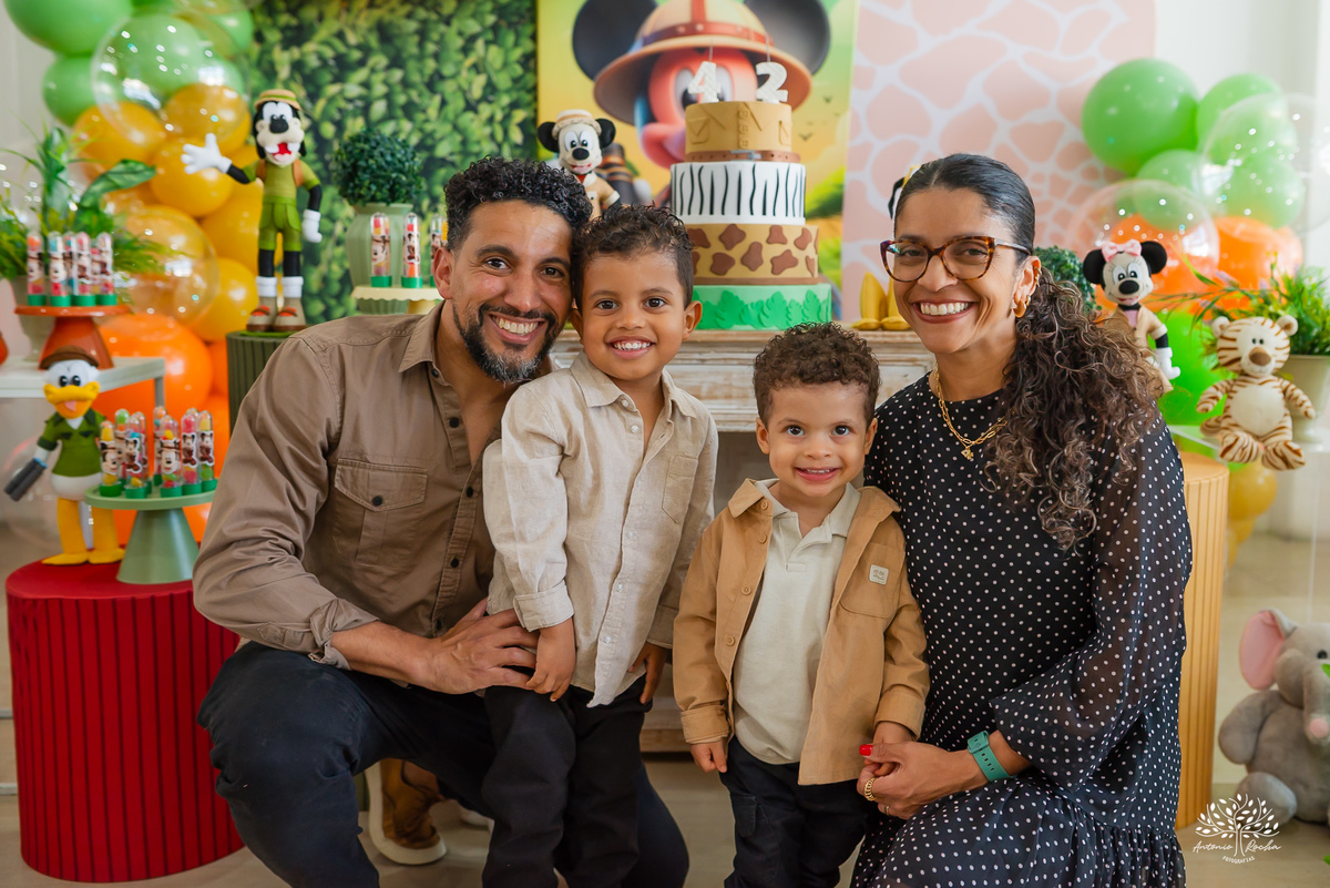 aniversário infantil - fotografia infantil - fotógrafo de festa - fotografia de irmãos - celebração em dose dupla - fotos de família - fotografia de aniversário - fotógrafo em Pelotas - fotografia documental - festa infantil - Antonio Rocha Fotografias
