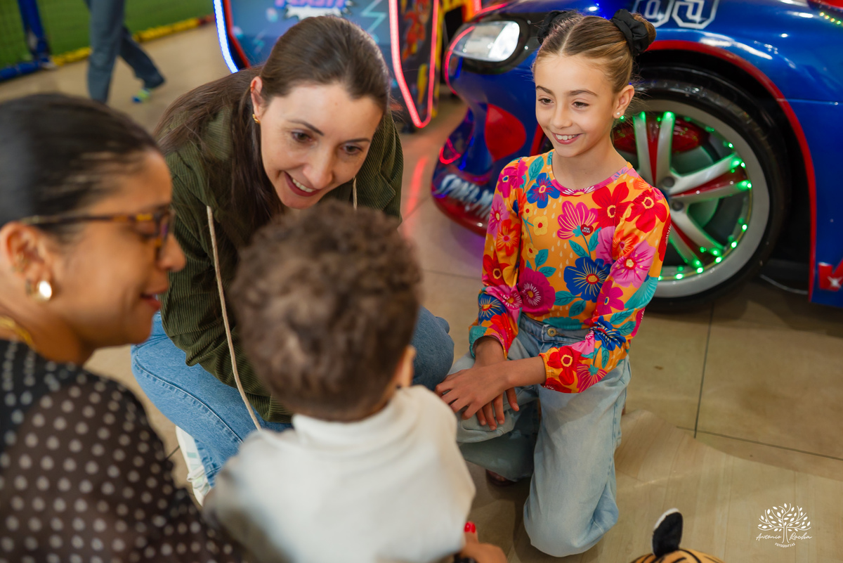 aniversário infantil - fotografia infantil - fotógrafo de festa - fotografia de irmãos - celebração em dose dupla - fotos de família - fotografia de aniversário - fotógrafo em Pelotas - fotografia documental - festa infantil - Antonio Rocha Fotografias