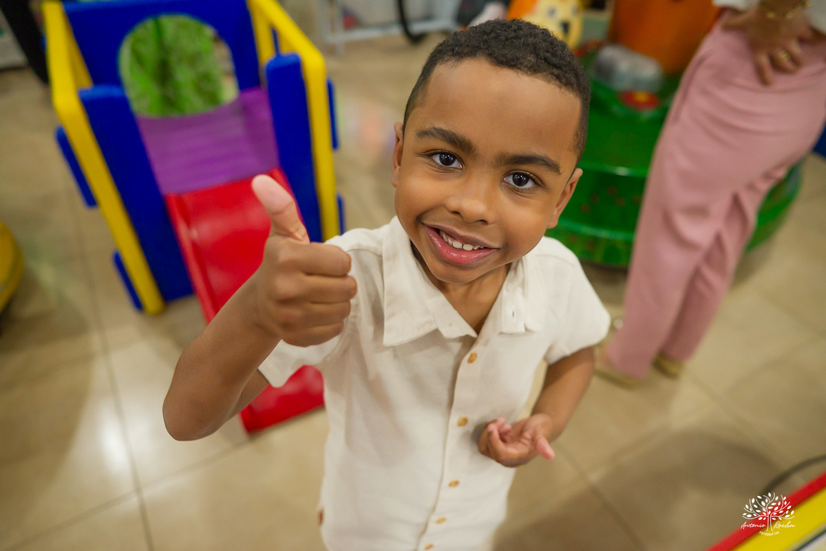 aniversário infantil - fotografia infantil - fotógrafo de festa - fotografia de irmãos - celebração em dose dupla - fotos de família - fotografia de aniversário - fotógrafo em Pelotas - fotografia documental - festa infantil - Antonio Rocha Fotografias