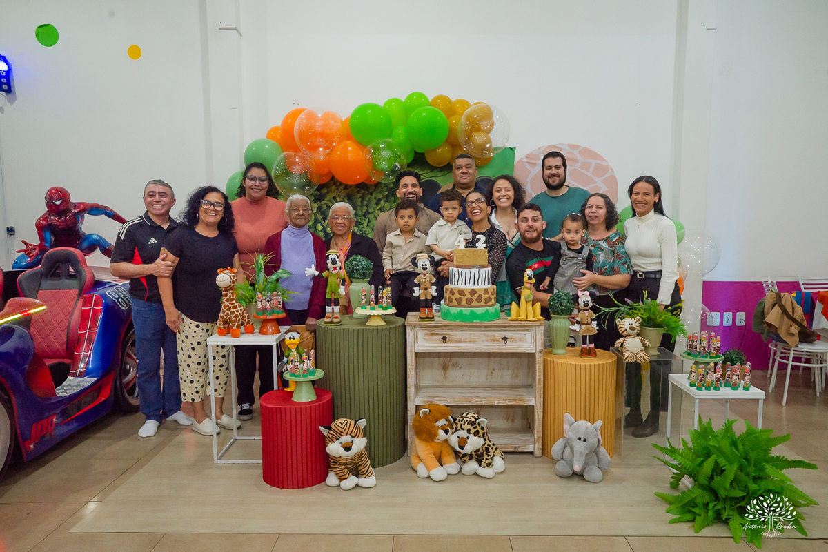 aniversário infantil - fotografia infantil - fotógrafo de festa - fotografia de irmãos - celebração em dose dupla - fotos de família - fotografia de aniversário - fotógrafo em Pelotas - fotografia documental - festa infantil - Antonio Rocha Fotografias