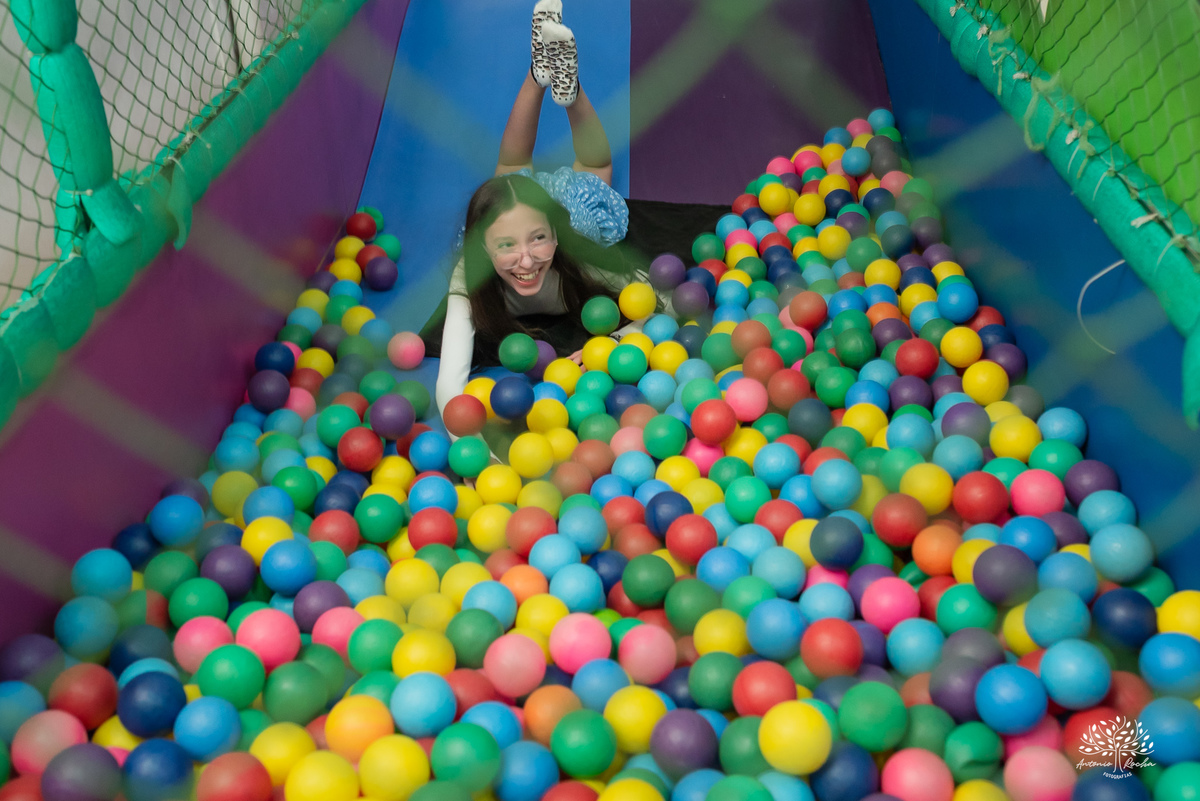 fotografia infantil - aniversário - infância - família - tobogã - salão Cliff Kids - festa personalizada - Stitch - Angel - tema de festa - carinho familiar - fotos espontâneas  - fotógrafo de infância - Antonio Rocha Fotografias - Pelotas