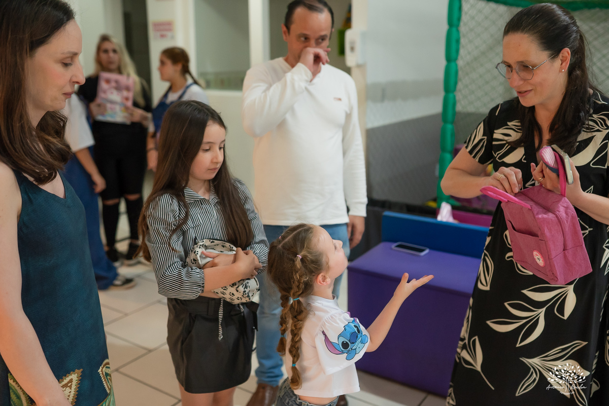 fotografia infantil - aniversário - infância - família - tobogã - salão Cliff Kids - festa personalizada - Stitch - Angel - tema de festa - carinho familiar - fotos espontâneas  - fotógrafo de infância - Antonio Rocha Fotografias - Pelotas