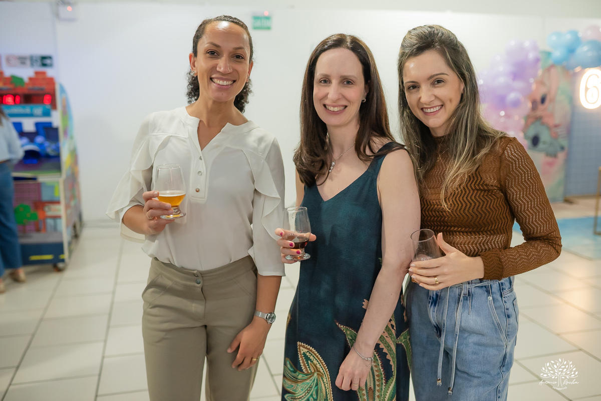 fotografia infantil - aniversário - infância - família - tobogã - salão Cliff Kids - festa personalizada - Stitch - Angel - tema de festa - carinho familiar - fotos espontâneas  - fotógrafo de infância - Antonio Rocha Fotografias - Pelotas