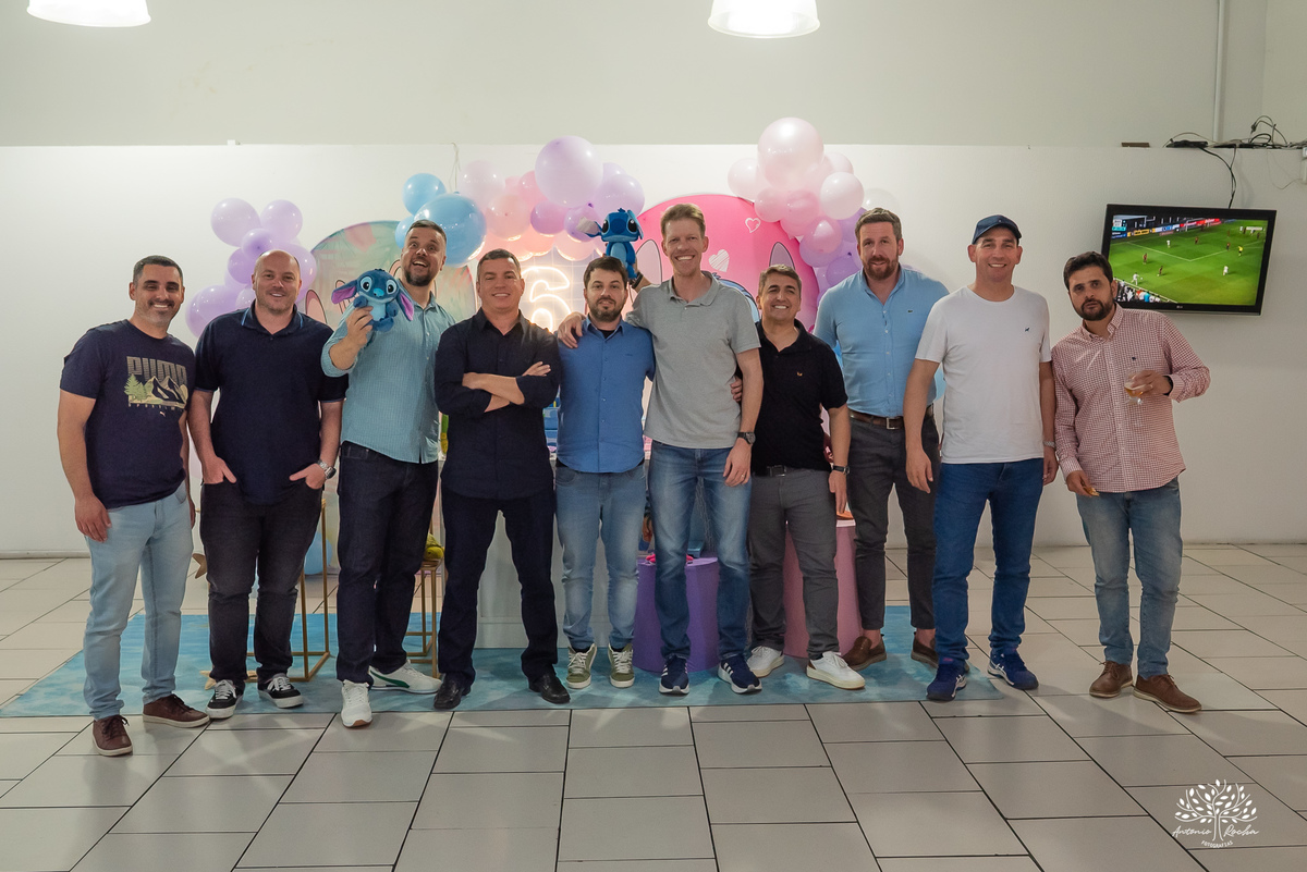 fotografia infantil - aniversário - infância - família - tobogã - salão Cliff Kids - festa personalizada - Stitch - Angel - tema de festa - carinho familiar - fotos espontâneas  - fotógrafo de infância - Antonio Rocha Fotografias - Pelotas