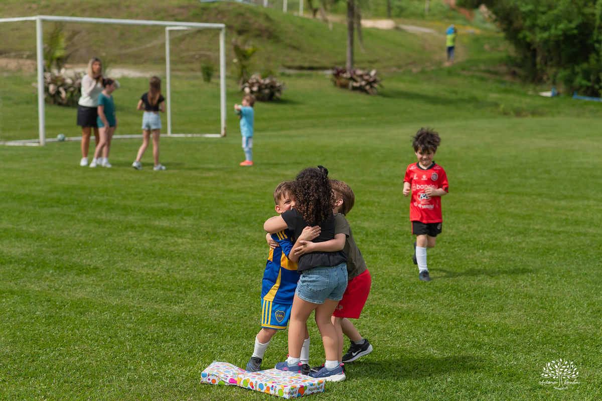 festa infantil - fotografia infantil - Arena Marini - futebol para crianças - fotografia de família - Pelotas - fotografia espontânea - herança visual - gincanas e brincadeiras - pula-pula - brinquedos infláveis - Antonio Rocha Fotografias - brigadeiro