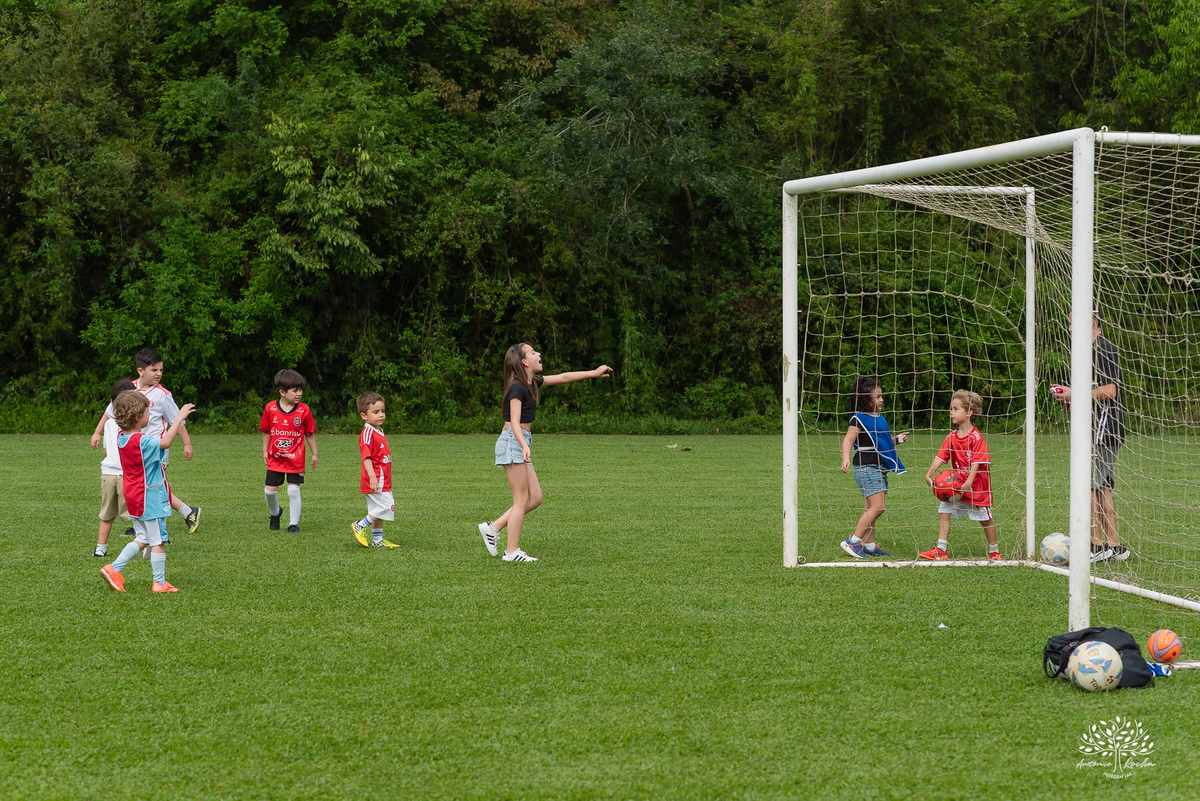 festa infantil - fotografia infantil - Arena Marini - futebol para crianças - fotografia de família - Pelotas - fotografia espontânea - herança visual - gincanas e brincadeiras - pula-pula - brinquedos infláveis - Antonio Rocha Fotografias - brigadeiro
