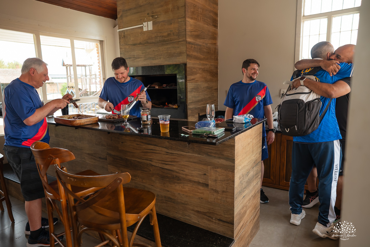 aniversário infantil - fotografia de aniversário – Pelotas - festa de 10 anos - futebol de sabão - futebol de campo - fotografia espontânea - fotógrafo Antonio Rocha - Renata Dalbann fotógrafa - festa ao ar livre - fotografia documental infantil - Dunas
