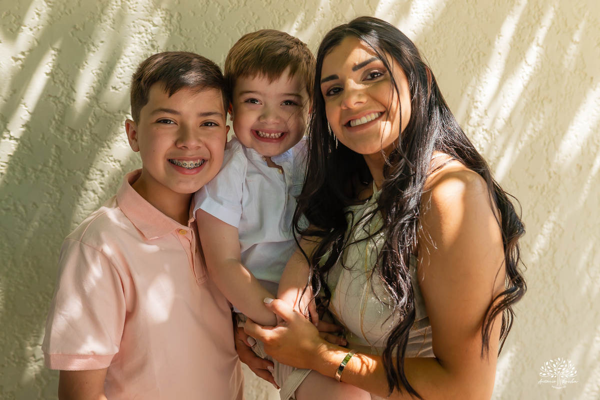 casamento civil - casamento no Uruguai - Rio Branco UY - cerimônia civil - Dirección General del Registro de Estado Civil - Maria e Rodrigo - fotografia de casamento - chuva de arroz - saída dos noivos - casamento intimista - Antonio Rocha Fotografias