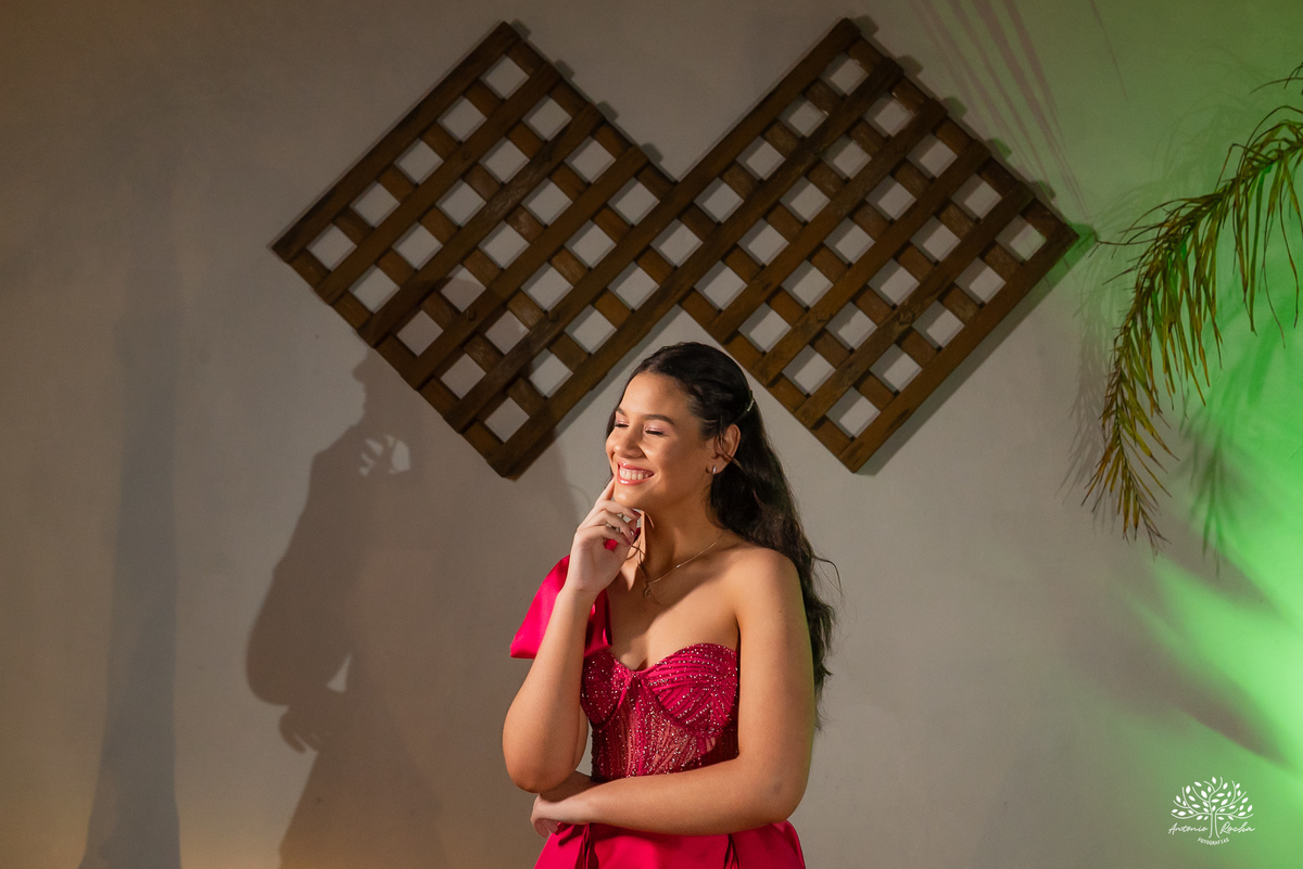 fotografia de debutante - festa de 15 anos - grande noite da Rafa - San Sebastian - making of - ensaio pré-festa - debutante - valsa - parabéns - família - amigos - dança da cordinha - emoção - celebração - lembranças especiais - Antonio Rocha Fotografias