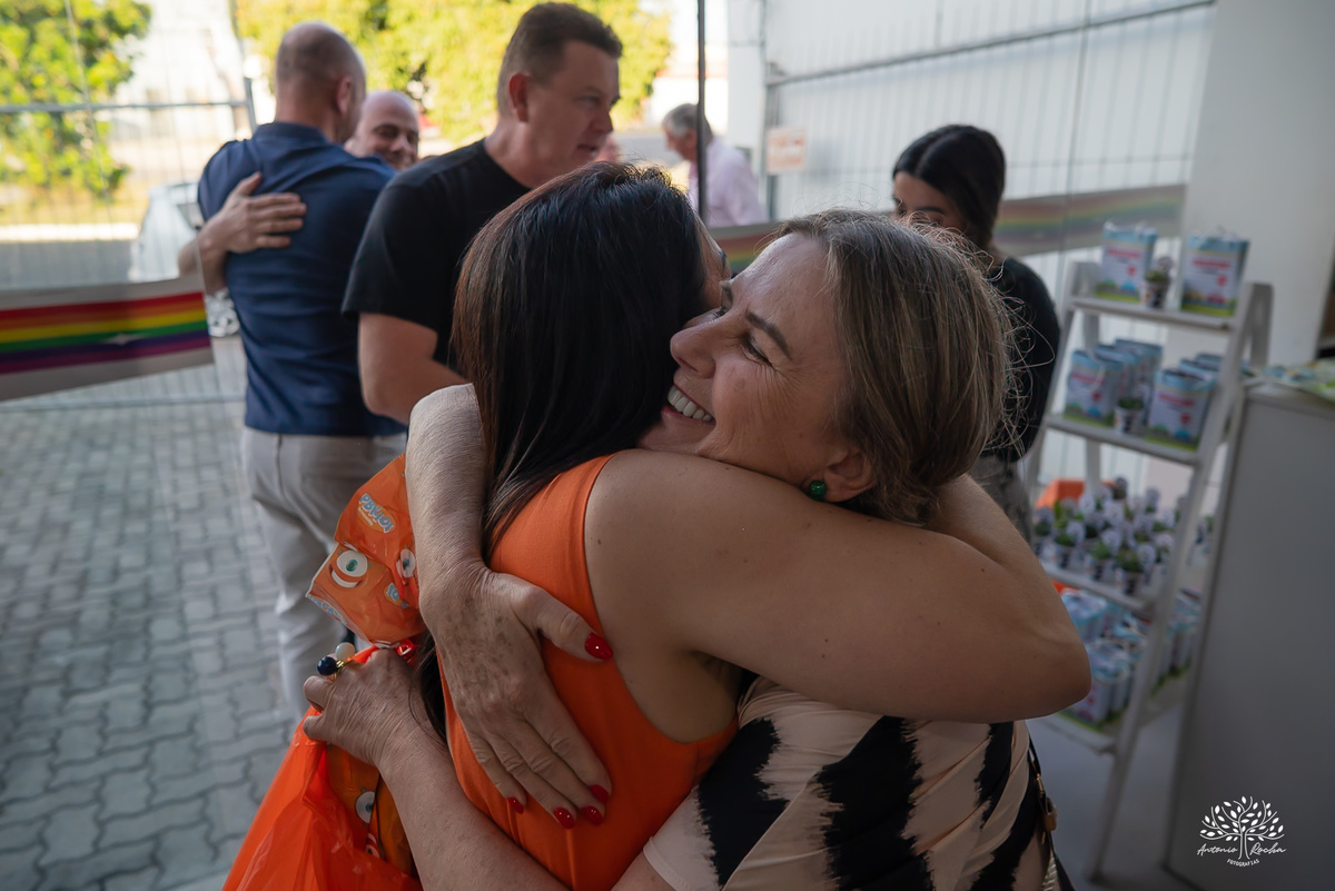 aniversario infantil - fotografia infantil - fotografo de criancas - casa de alice - bolinha de sabao - animacao infantil - parabens emocionante - abelinha - fotografias espontaneas - antonio rocha fotografias - Estevan 2 anos - cacau fest chocolates
