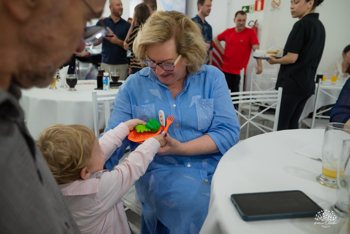 aniversario infantil - fotografia infantil - fotografo de criancas - casa de alice - bolinha de sabao - animacao infantil - parabens emocionante - abelinha - fotografias espontaneas - antonio rocha fotografias - Estevan 2 anos - cacau fest chocolates