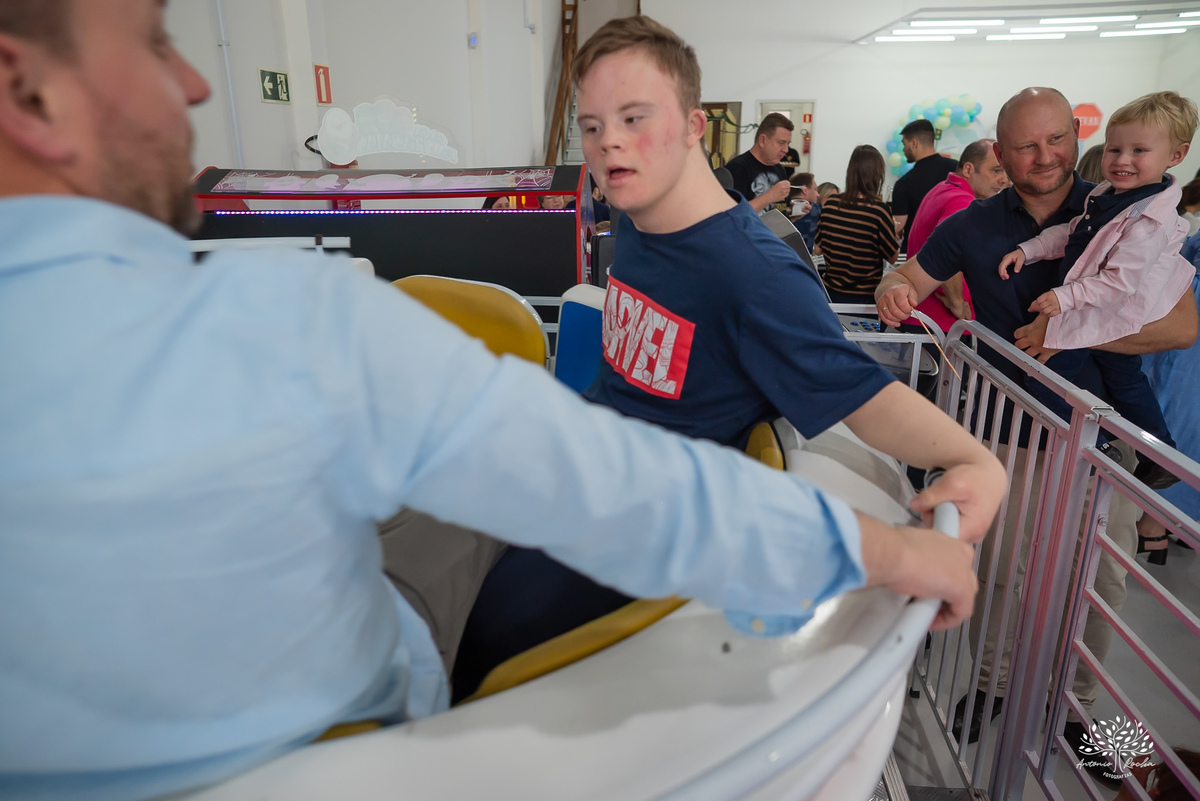 aniversario infantil - fotografia infantil - fotografo de criancas - casa de alice - bolinha de sabao - animacao infantil - parabens emocionante - abelinha - fotografias espontaneas - antonio rocha fotografias - Estevan 2 anos - cacau fest chocolates