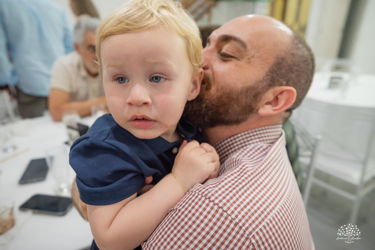 aniversario infantil - fotografia infantil - fotografo de criancas - casa de alice - bolinha de sabao - animacao infantil - parabens emocionante - abelinha - fotografias espontaneas - antonio rocha fotografias - Estevan 2 anos - cacau fest chocolates