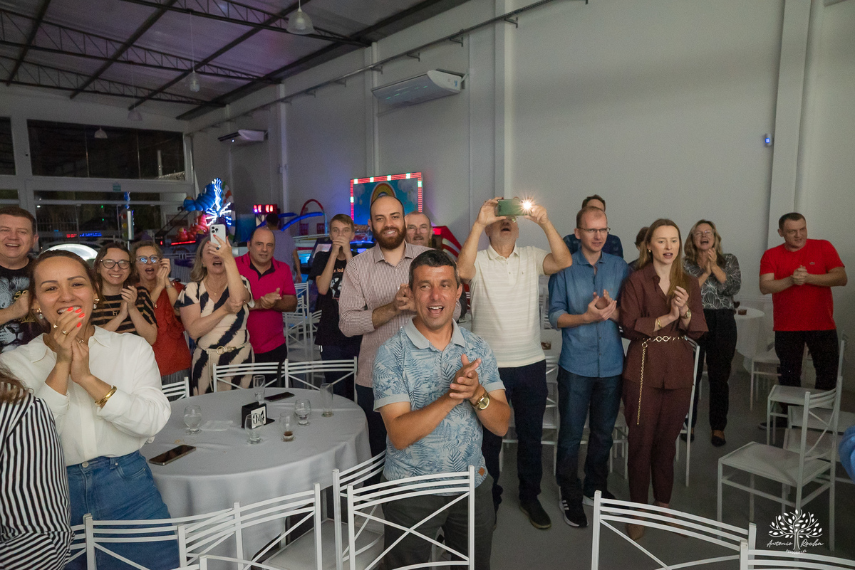 aniversario infantil - fotografia infantil - fotografo de criancas - casa de alice - bolinha de sabao - animacao infantil - parabens emocionante - abelinha - fotografias espontaneas - antonio rocha fotografias - Estevan 2 anos - cacau fest chocolates