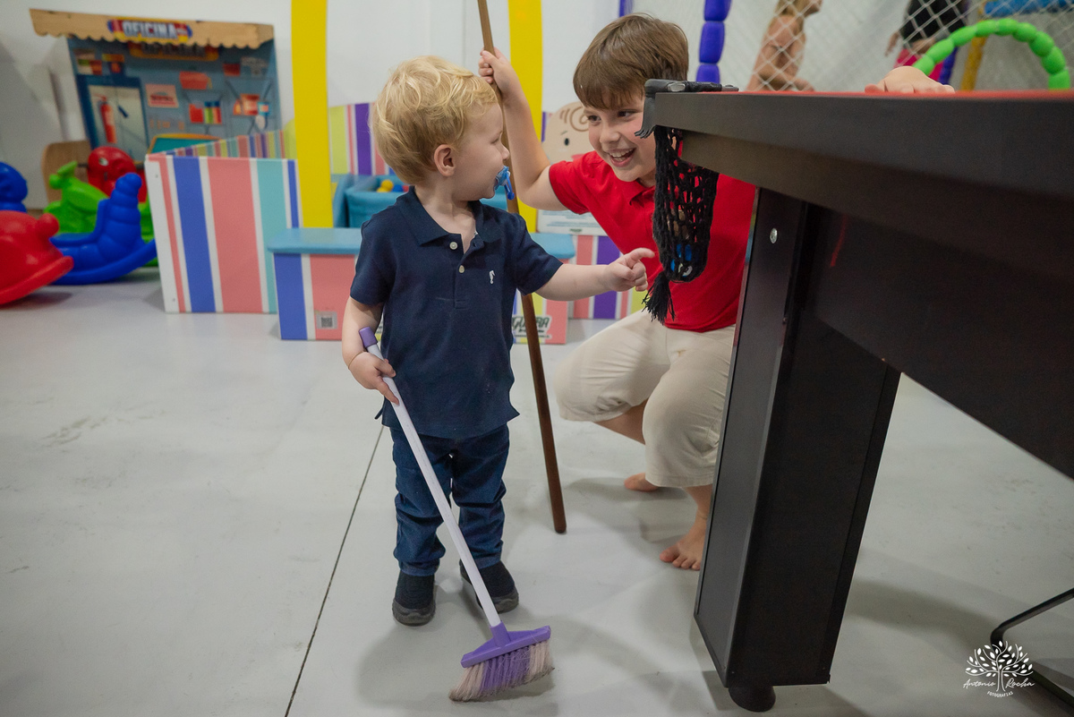 aniversario infantil - fotografia infantil - fotografo de criancas - casa de alice - bolinha de sabao - animacao infantil - parabens emocionante - abelinha - fotografias espontaneas - antonio rocha fotografias - Estevan 2 anos - cacau fest chocolates