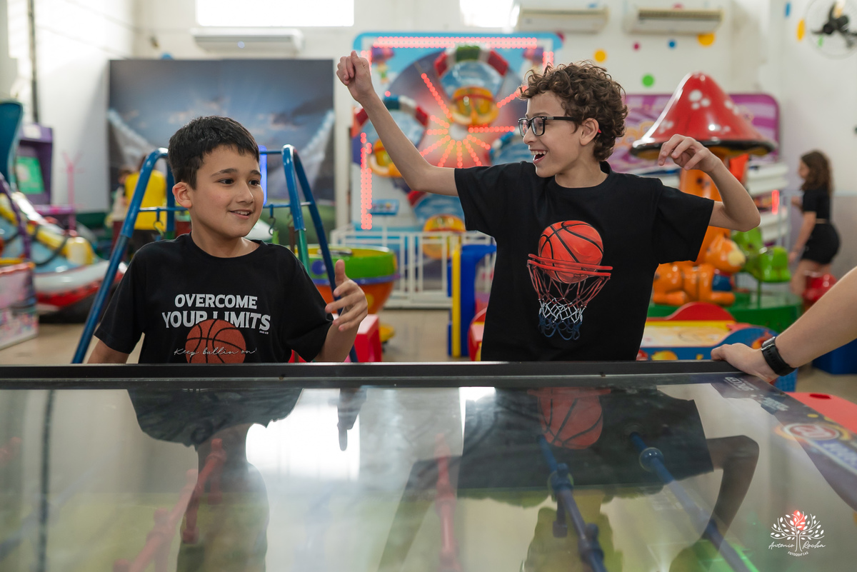 aniversario infantil - festa 10 anos - fotografia profissional - fotografia de aniversarios - fotografo pelotas - fotografo de familia - ensaio infantil - basquete - fotografia documental – loly pop - fotografia espontanea - antonio rocha fotografias