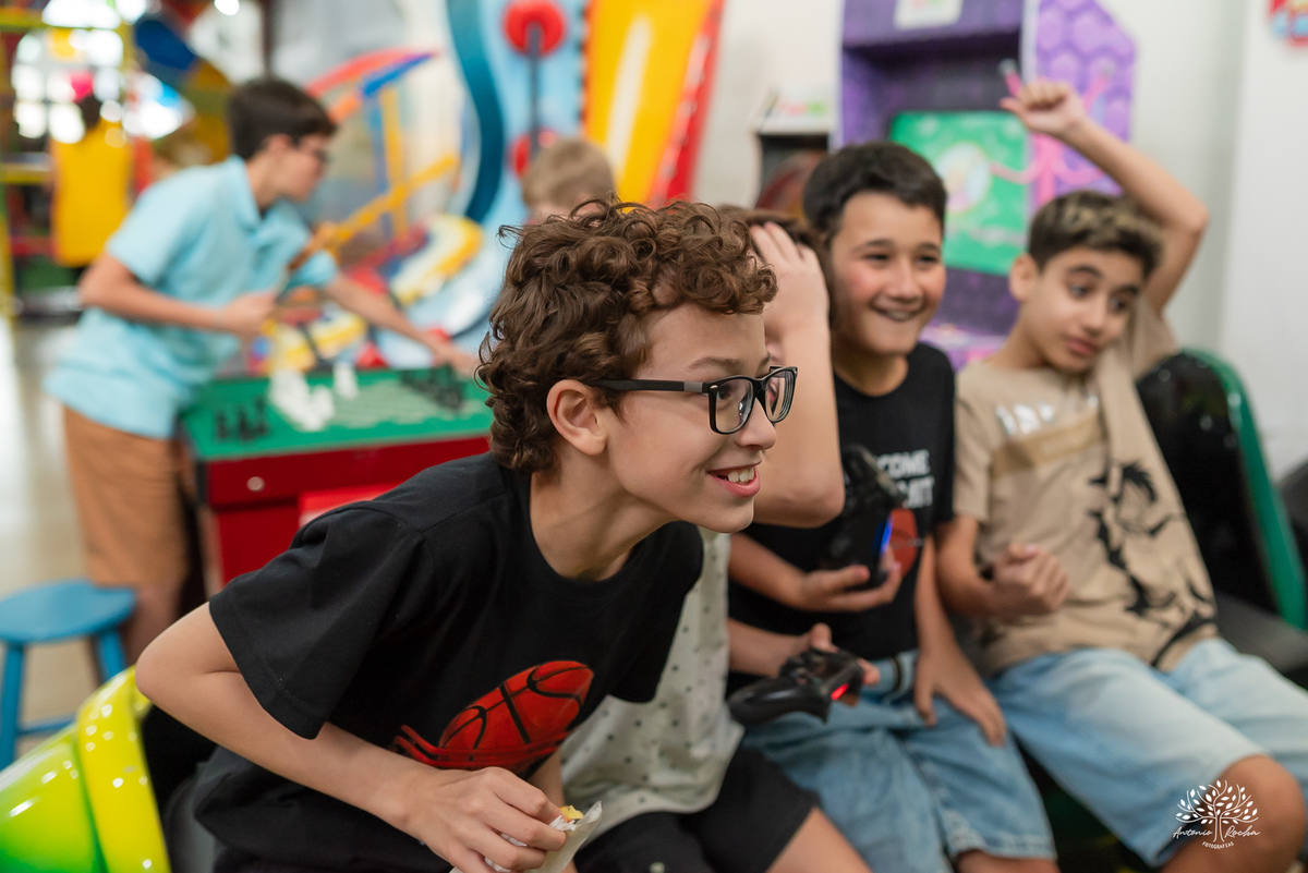 aniversario infantil - festa 10 anos - fotografia profissional - fotografia de aniversarios - fotografo pelotas - fotografo de familia - ensaio infantil - basquete - fotografia documental – loly pop - fotografia espontanea - antonio rocha fotografias