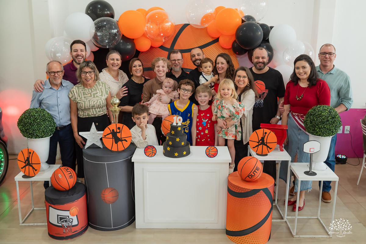 aniversario infantil - festa 10 anos - fotografia profissional - fotografia de aniversarios - fotografo pelotas - fotografo de familia - ensaio infantil - basquete - fotografia documental – loly pop - fotografia espontanea - antonio rocha fotografias