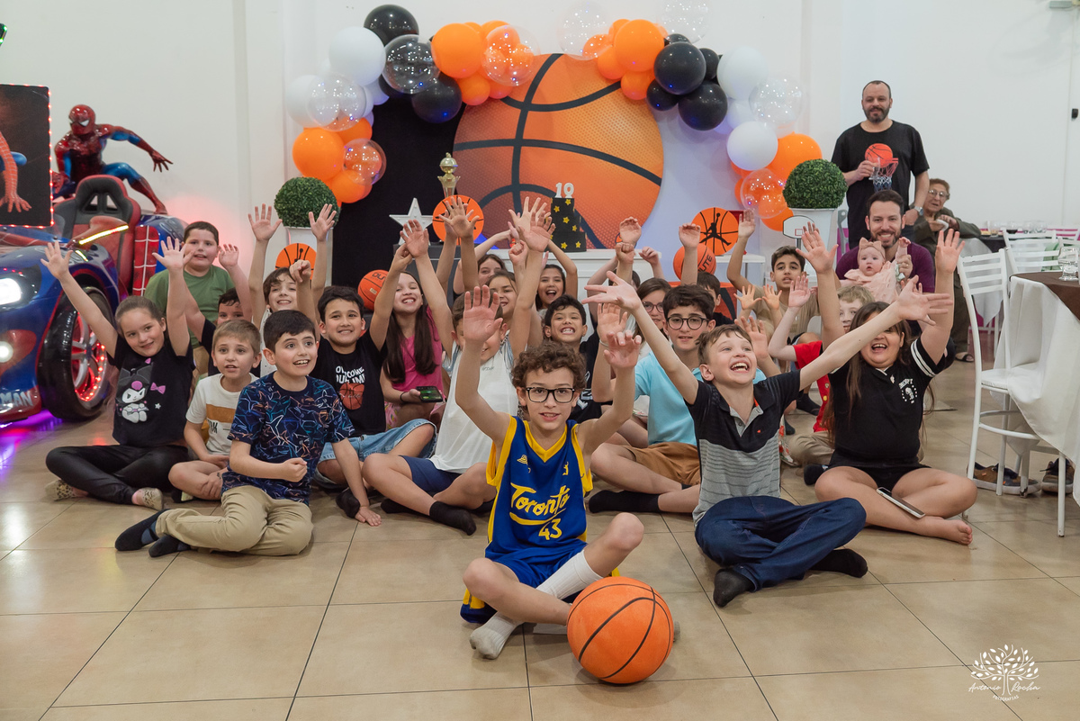aniversario infantil - festa 10 anos - fotografia profissional - fotografia de aniversarios - fotografo pelotas - fotografo de familia - ensaio infantil - basquete - fotografia documental – loly pop - fotografia espontanea - antonio rocha fotografias