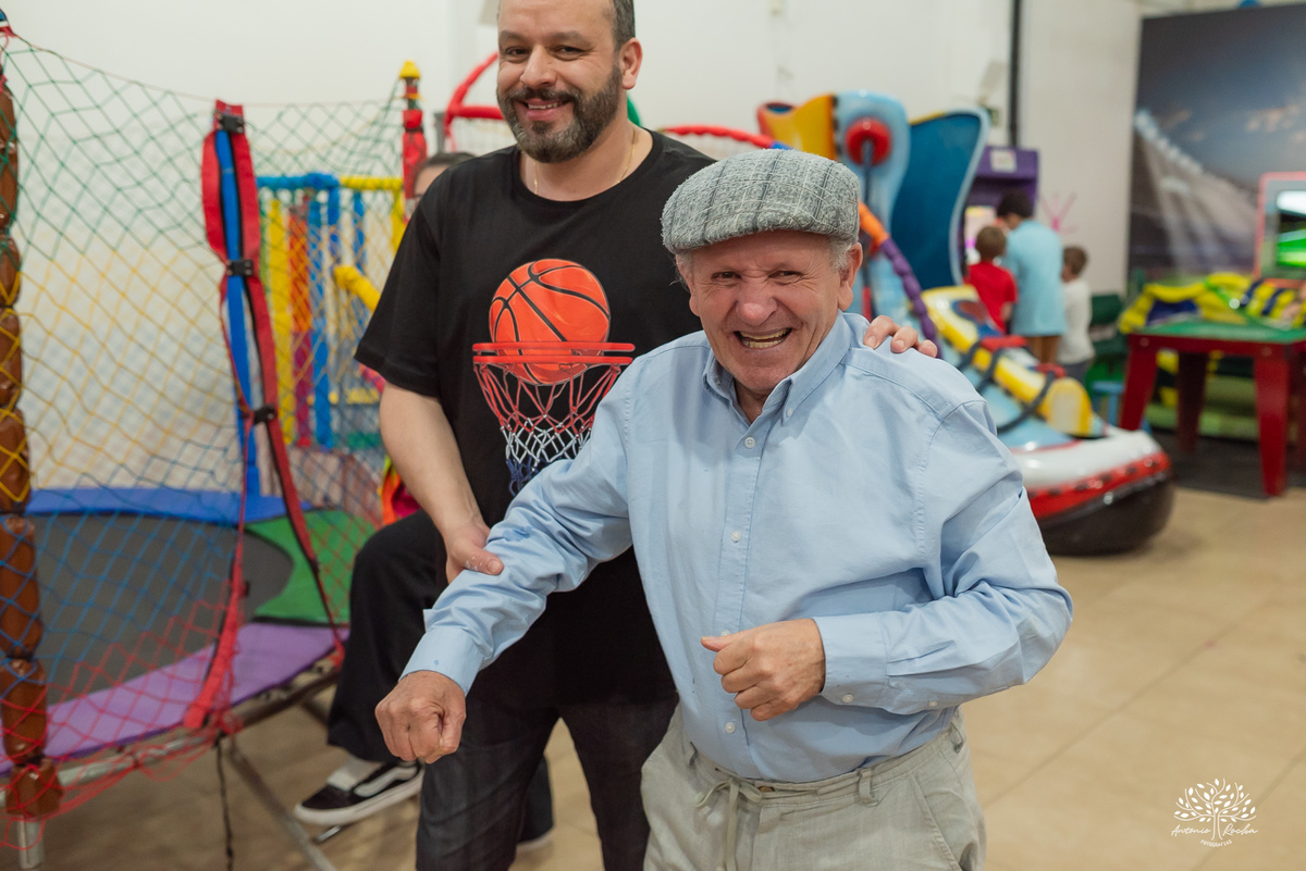 aniversario infantil - festa 10 anos - fotografia profissional - fotografia de aniversarios - fotografo pelotas - fotografo de familia - ensaio infantil - basquete - fotografia documental – loly pop - fotografia espontanea - antonio rocha fotografias