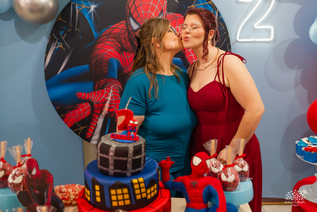 fotografia infantil - festa infantil - aniversário de 2 anos - fotógrafo de família - super-herói - homem-aranha - infância feliz – Camaquã - heranças visuais - fotógrafo de festa infantil - Antonio Rocha Fotografias – Pelotas – Sonho de Criança - irmão
