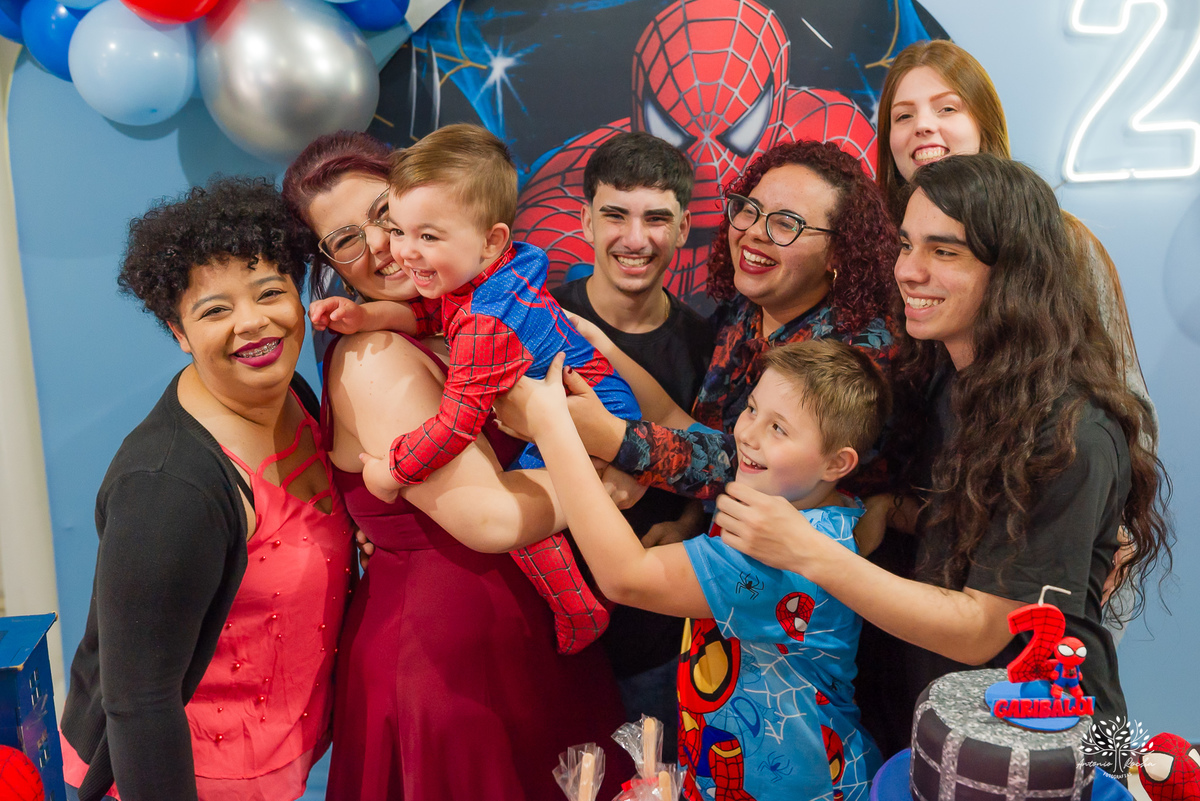 fotografia infantil - festa infantil - aniversário de 2 anos - fotógrafo de família - super-herói - homem-aranha - infância feliz – Camaquã - heranças visuais - fotógrafo de festa infantil - Antonio Rocha Fotografias – Pelotas – Sonho de Criança - irmão
