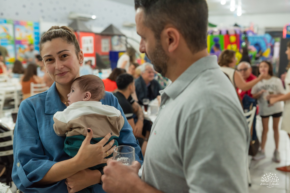 aniversário infantil - fotografia de aniversário - fotógrafo infantil - festa de criança - momentos espontâneos - memórias de infância - fotografia de família - fotografia documental e de eventos - salão Arte e Riso - Pelotas- Antonio Rocha Fotografias