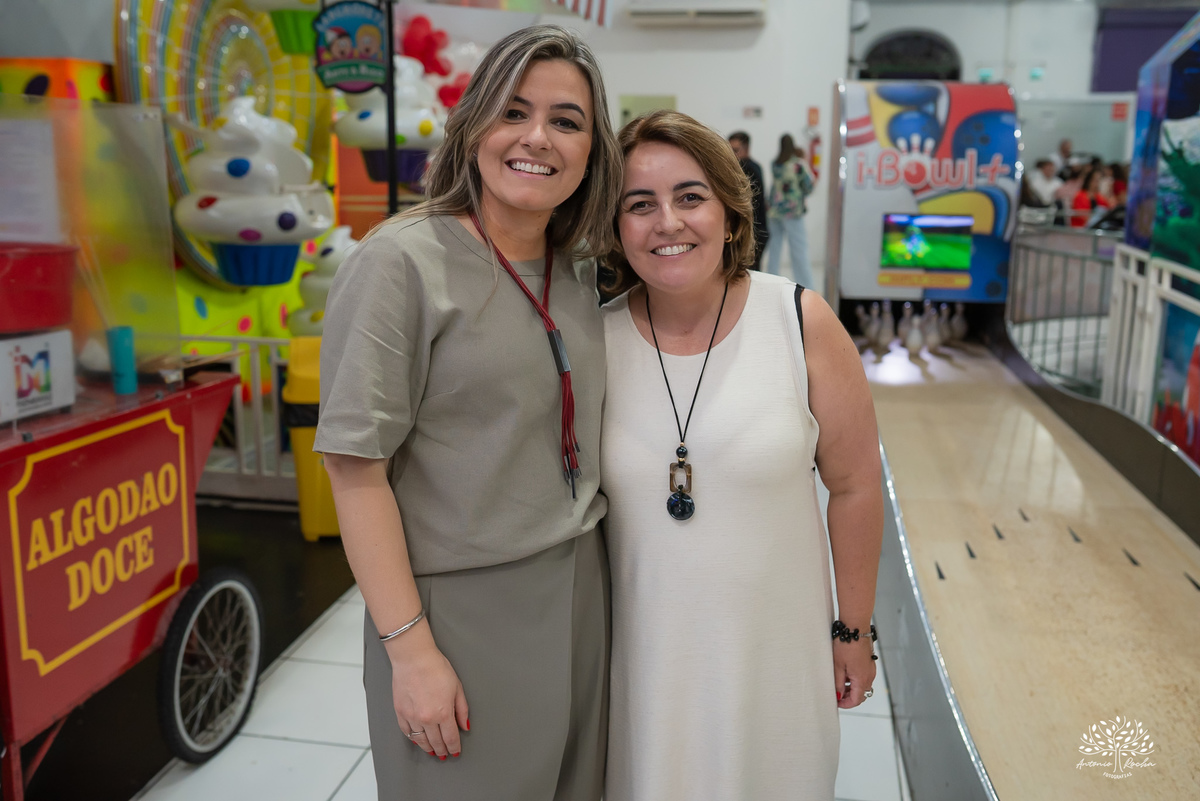 aniversário infantil - fotografia de aniversário - fotógrafo infantil - festa de criança - momentos espontâneos - memórias de infância - fotografia de família - fotografia documental e de eventos - salão Arte e Riso - Pelotas- Antonio Rocha Fotografias