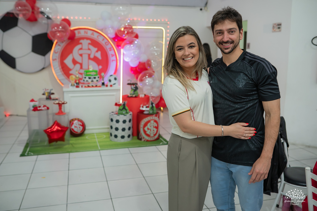 aniversário infantil - fotografia de aniversário - fotógrafo infantil - festa de criança - momentos espontâneos - memórias de infância - fotografia de família - fotografia documental e de eventos - salão Arte e Riso - Pelotas- Antonio Rocha Fotografias
