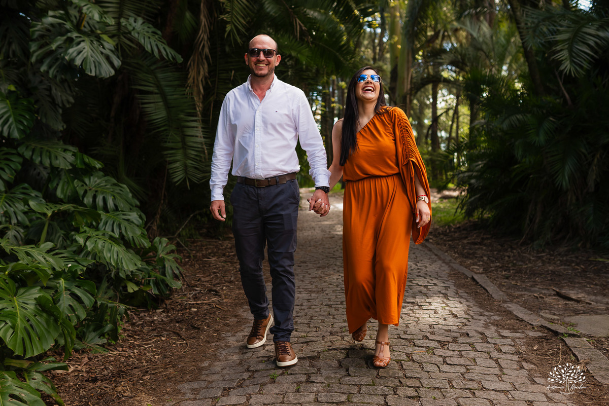 ensaio pré wedding - fotografia de casal - pré casamento Pelotas - Charqueada Santa Rita - Pousada Santa Rita - fotos românticas - pôr do sol - fotógrafo Antonio Rocha - ensaio Maria e Rodrigo - casal do Uruguay - amor - Pelotas RS - fotógrafo casamento