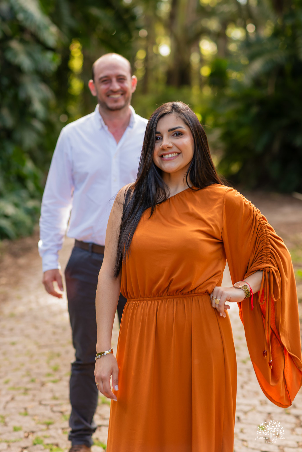 ensaio pré wedding - fotografia de casal - pré casamento Pelotas - Charqueada Santa Rita - Pousada Santa Rita - fotos românticas - pôr do sol - fotógrafo Antonio Rocha - ensaio Maria e Rodrigo - casal do Uruguay - amor - Pelotas RS - fotógrafo casamento