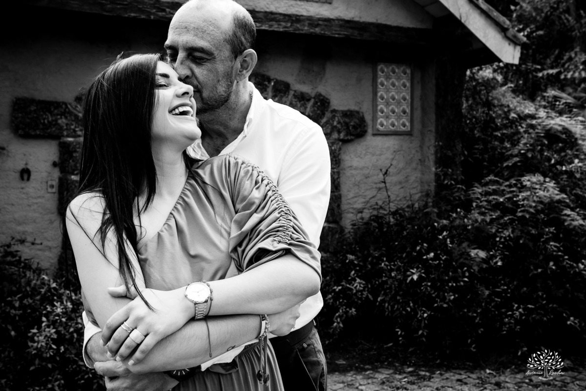 ensaio pré wedding - fotografia de casal - pré casamento Pelotas - Charqueada Santa Rita - Pousada Santa Rita - fotos românticas - pôr do sol - fotógrafo Antonio Rocha - ensaio Maria e Rodrigo - casal do Uruguay - amor - Pelotas RS - fotógrafo casamento